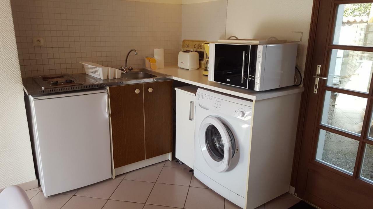 L'Abri D'Emilie Villa Saint-Xandre Exteriör bild