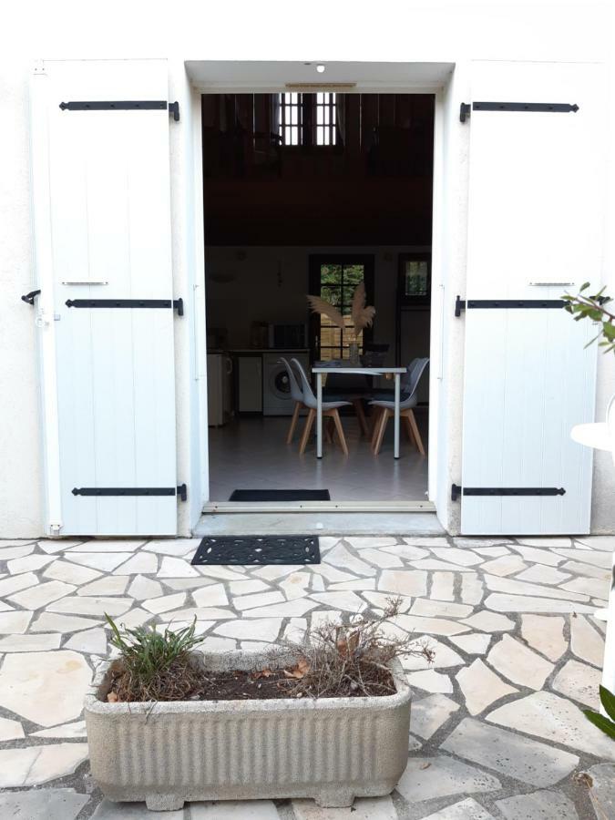 L'Abri D'Emilie Villa Saint-Xandre Exteriör bild